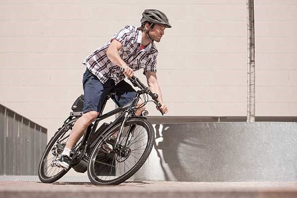 e-hybrid bike on morning commute